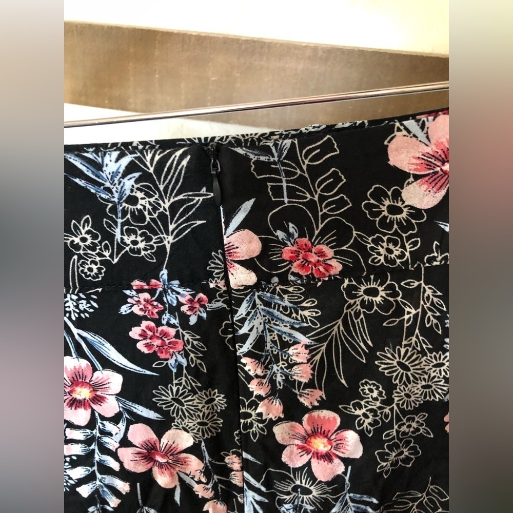 Caroline Morgan|Floral column maxi skirt, Dark Florals••90’s style, SUMMER ready - Picture 11 of 11